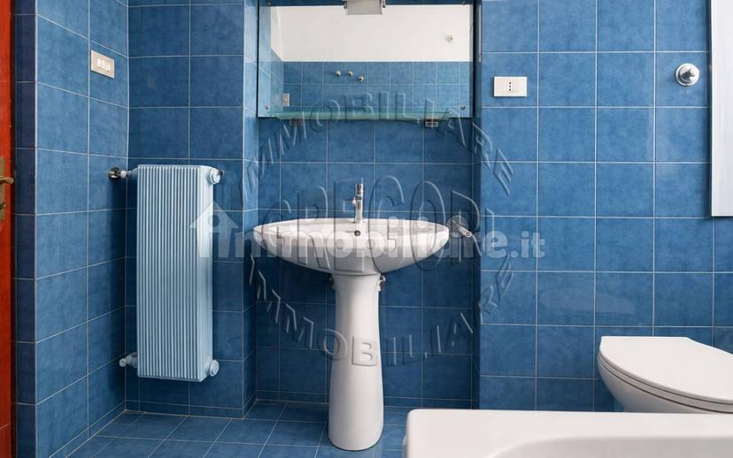 Quadrilocale viale Trento 17, Centro, Fermo — foto 17 di 25