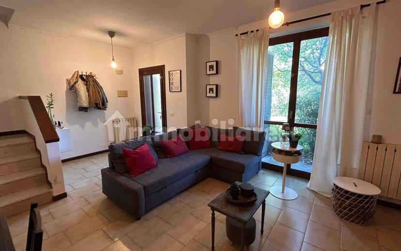 Villa a schiera via Aldo Moro, Centro, Cellatica