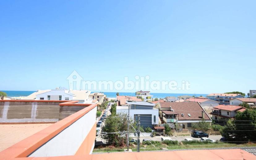 Attico via Nazionale 17, Centro, Roseto degli Abruzzi — foto 14 di 39
