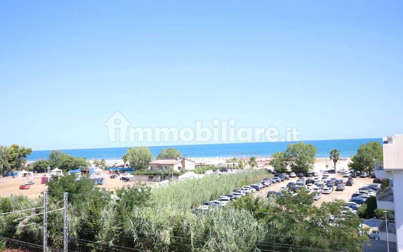 Attico via Nazionale 17, Centro, Roseto degli Abruzzi — foto 9 di 39