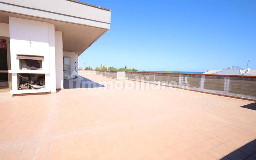 Attico via Nazionale 17, Centro, Roseto degli Abruzzi — foto 36 di 39