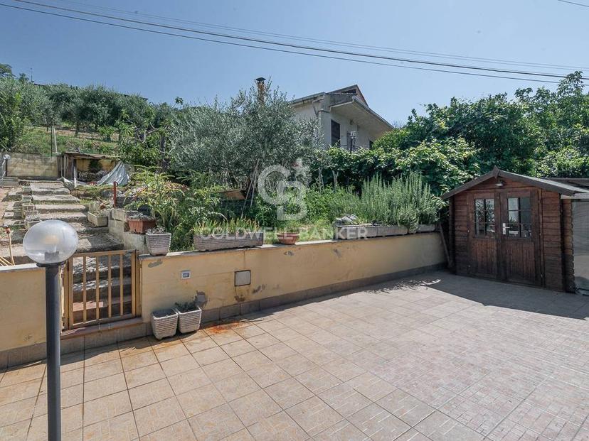 Terratetto unifamiliare 128 m², buono stato, Anagni — foto 7 di 53