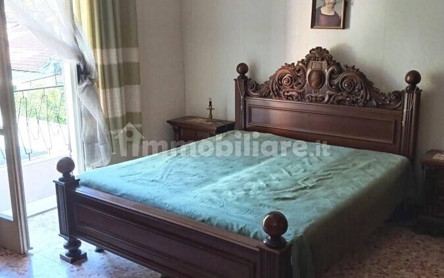 Villa unifamiliare via Garibaldi, Centro, Dolcedo