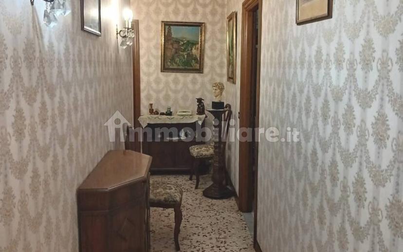 Villa unifamiliare via Garibaldi, Centro, Dolcedo — foto 3 di 32