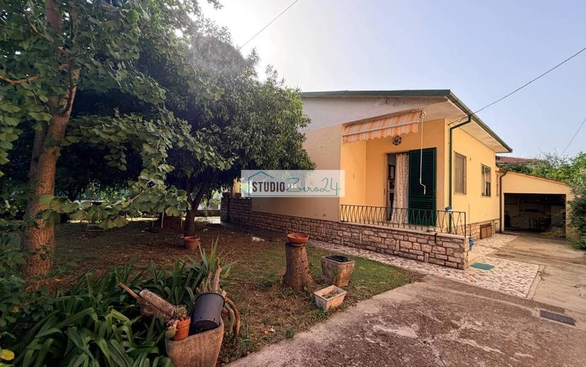 Villa unifamiliare, buono stato, 130 m², Ripa Pozzi Querceta Ponterosso, Seravezza — foto 2 di 25