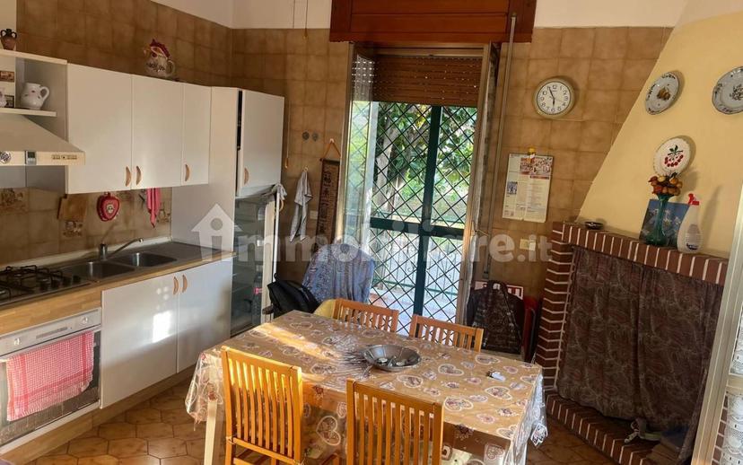 Villa unifamiliare via Savona 60, Mondragone — foto 9 di 15