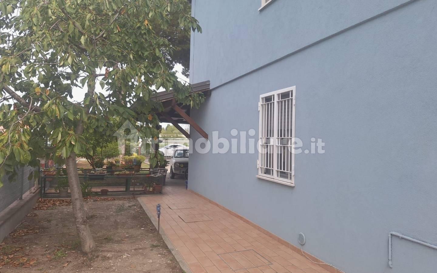 Villa unifamiliare Strada Statale Adriatica, Grotta Rossa, Rimini
