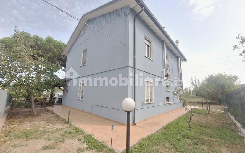 Villa unifamiliare Strada Statale Adriatica, Grotta Rossa, Rimini — foto 12 di 38