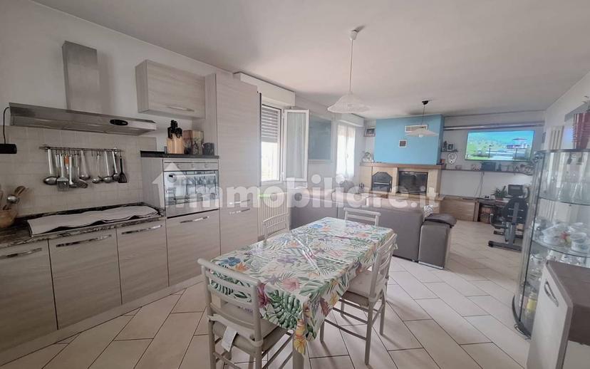 Villa unifamiliare Strada Statale Adriatica, Grotta Rossa, Rimini — foto 11 di 38