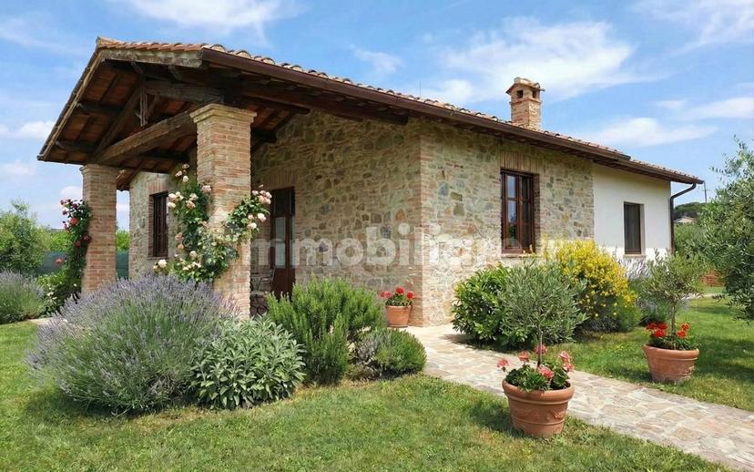 Terratetto unifamiliare Località Carraia, Carraia, Castiglione del Lago — foto 2 di 4