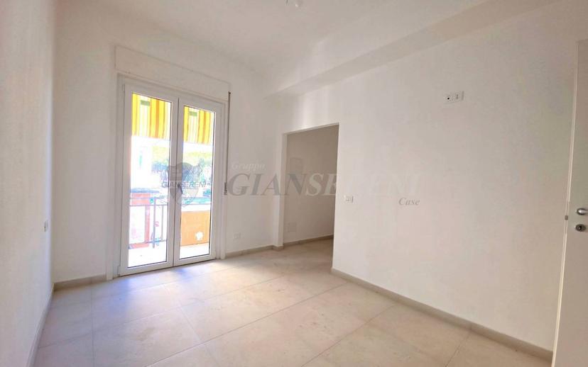 Bilocale via Ugo Bassi, 167 Ovest, Campi Alti, Follonica — foto 6 di 11