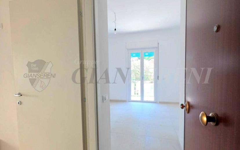 Bilocale via Ugo Bassi, 167 Ovest, Campi Alti, Follonica — foto 4 di 11