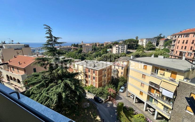 Appartamento via Filippo Turati, Villetta, Valloria, Savona