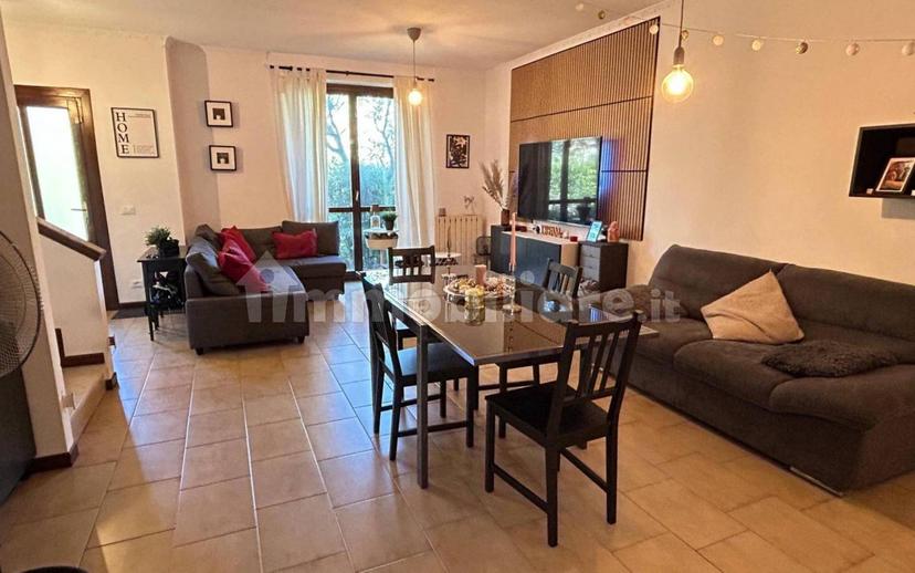 Villa a schiera via Aldo Moro, Centro, Cellatica — foto 2 di 41