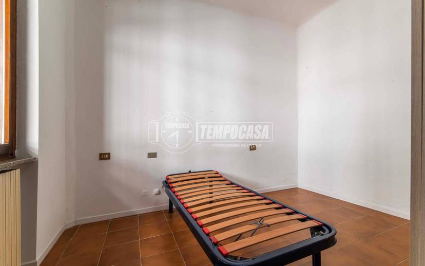 Bilocale via Morazzone 17, Borghi, Como
