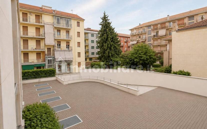 Trilocale via Principe Amedeo 2, Corso Torino, Asti