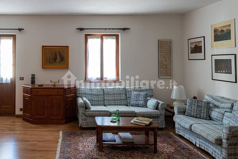 Trilocale piazza pittori fratelli ghedina, Centro, Cortina d'Ampezzo — foto 3 di 16