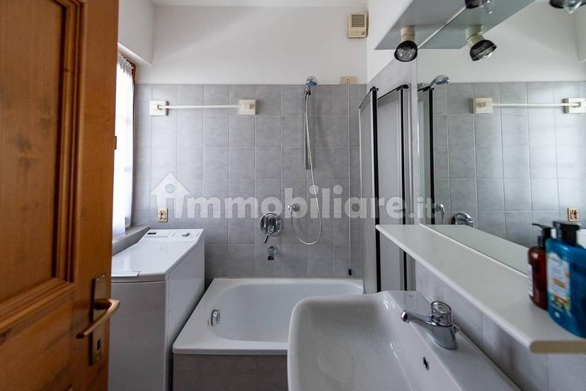 Trilocale piazza pittori fratelli ghedina, Centro, Cortina d'Ampezzo — foto 11 di 16