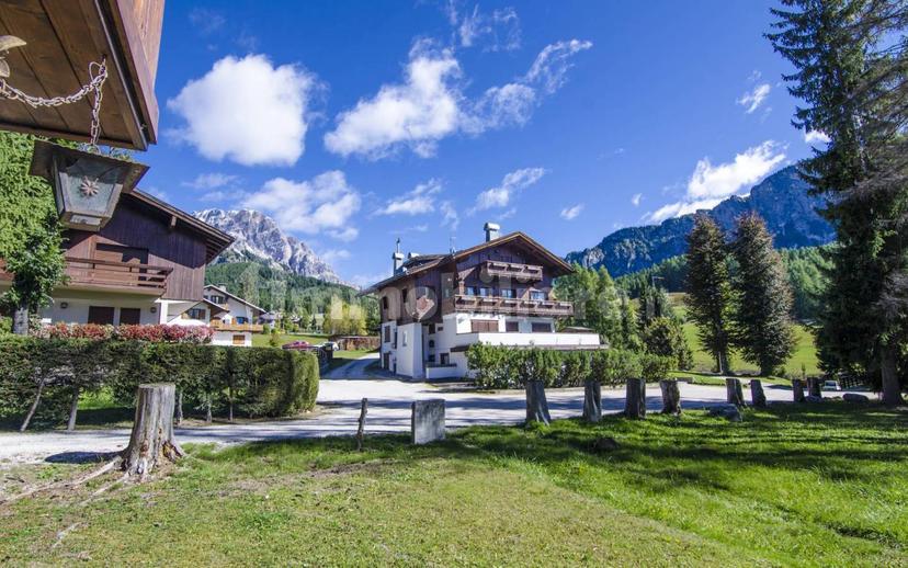 Trilocale via Alverà, Cortina d'Ampezzo — foto 11 di 13