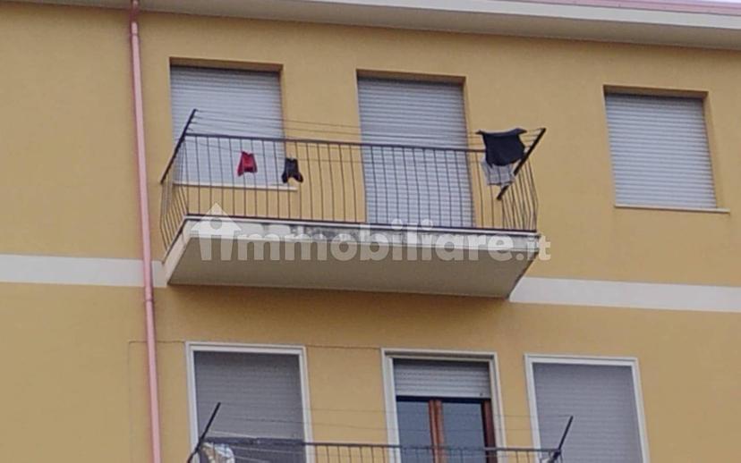 Trilocale viale Barlaam da Seminara 4, Mater Domini - Cavita, Catanzaro