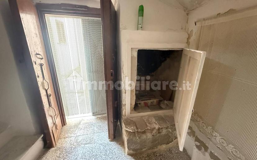 Trilocale via San Giovanni Battista, Montescaglioso — foto 15 di 15