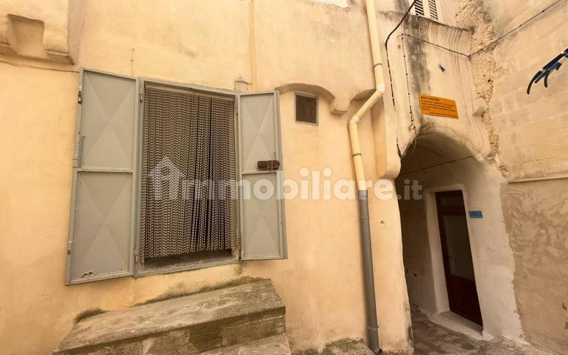 Trilocale via San Giovanni Battista, Montescaglioso — foto 14 di 15