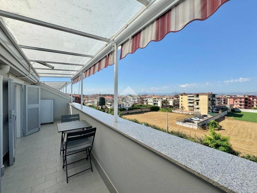 Trilocale via Giuseppe Verdi 55, Orta di Atella — foto 13 di 25