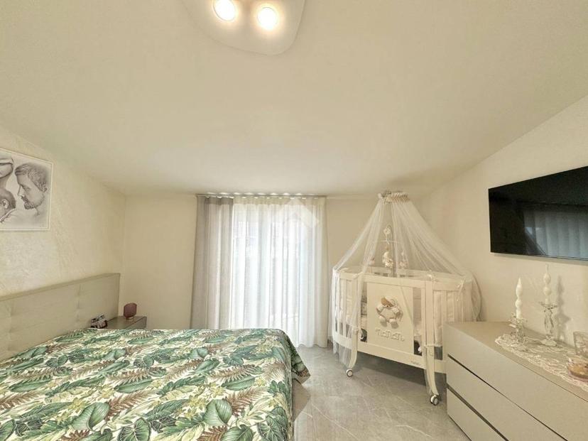 Trilocale via Giuseppe Verdi 55, Orta di Atella — foto 12 di 25