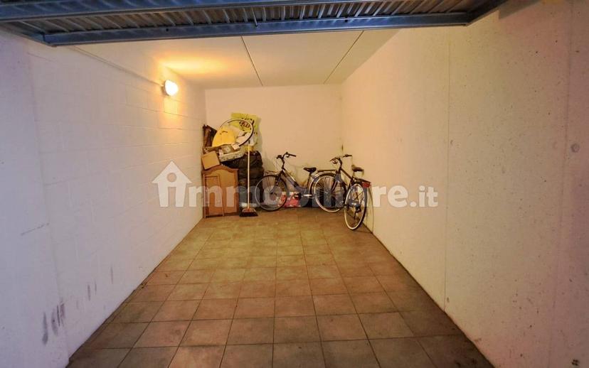 Trilocale via Emilio Macazzola 22, Centro, Malnate — foto 8 di 27
