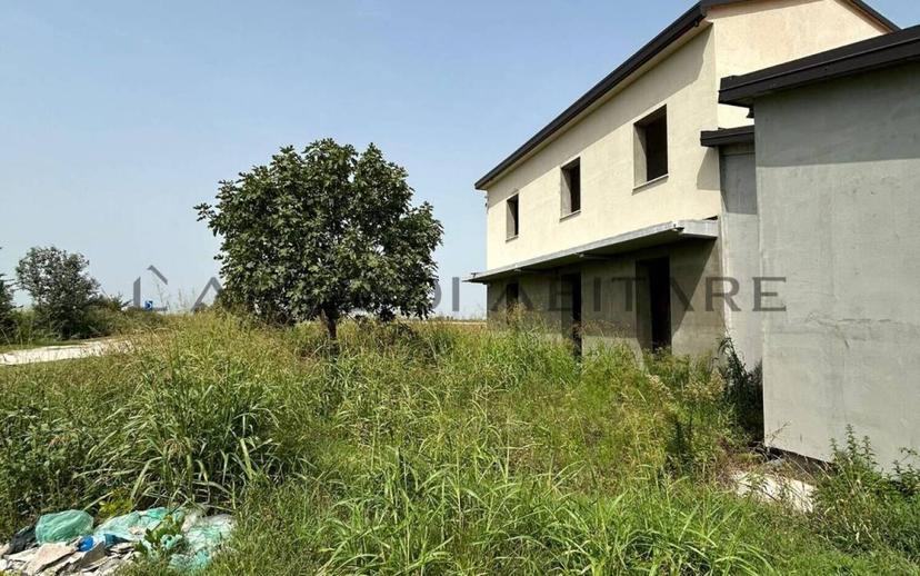 Villa bifamiliare, ottimo stato, 250 m², Centro, Alfonsine — foto 11 di 17