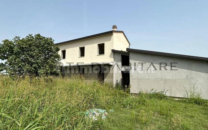Villa bifamiliare, ottimo stato, 250 m², Centro, Alfonsine — foto 8 di 17