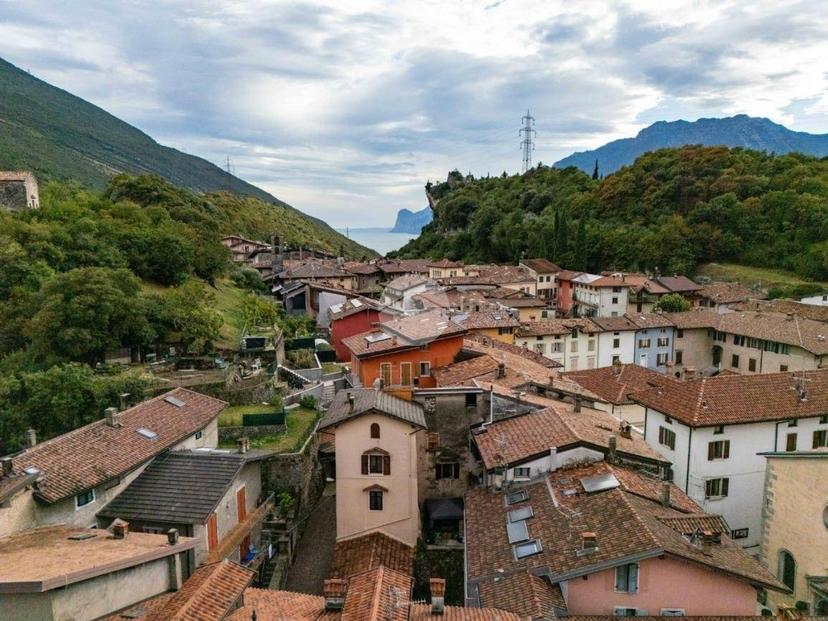 Terratetto plurifamiliare via delle Corti 14, Centro, Nago-Torbole — foto 8 di 45