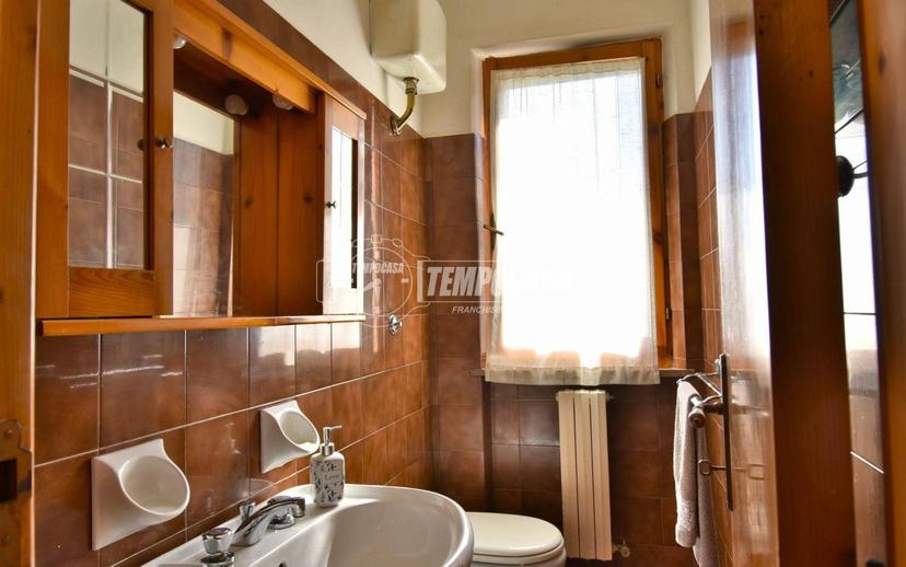 Villa unifamiliare via Ciavattini, Centro, Osimo — foto 34 di 44