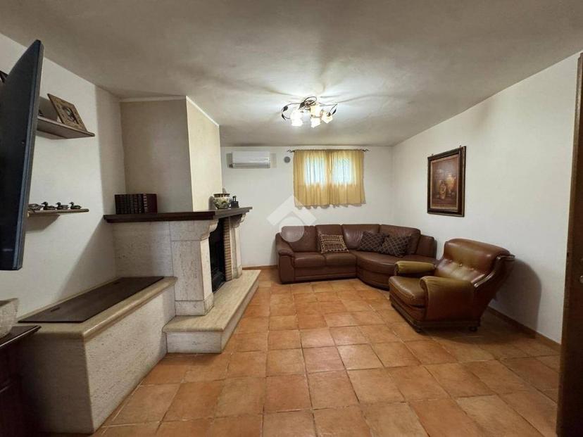 Villa unifamiliare via Ponte Romano 49, Villa Santa Lucia — foto 17 di 29