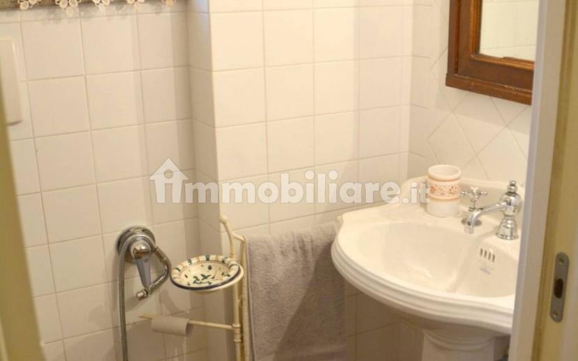 Terratetto unifamiliare via del Crocifisso, Centro, Ronciglione — foto 4 di 17