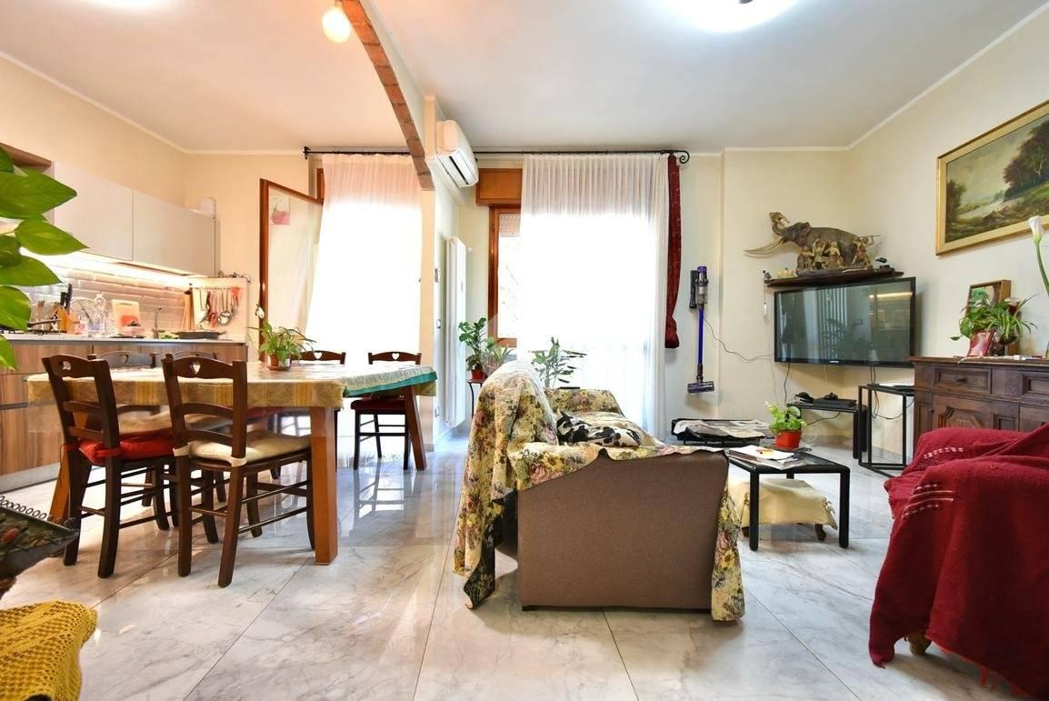 Trilocale appartamento viale mazzini, Santarcangelo, Santarcangelo di Romagna