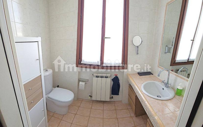Quadrilocale via Giovanni Carnevali 18, Centro, Cremona — foto 9 di 40
