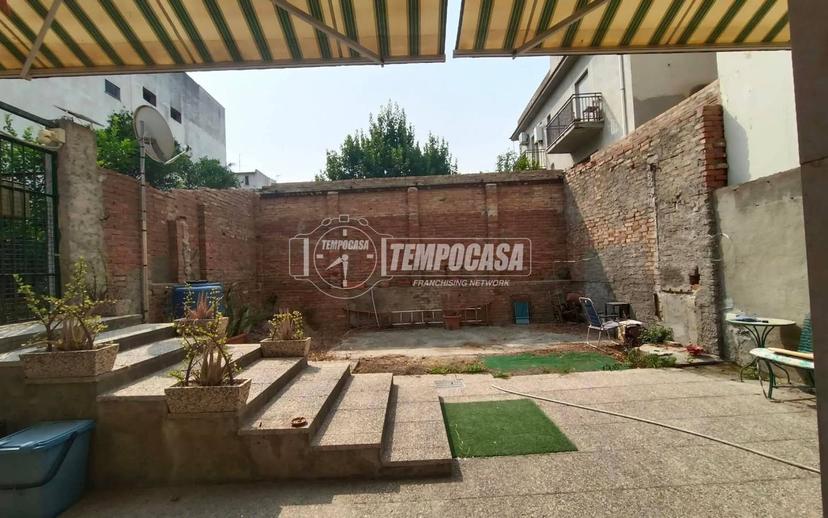 Quadrilocale via Giuseppe Mazzini 10, Centro, Spadafora — foto 7 di 17
