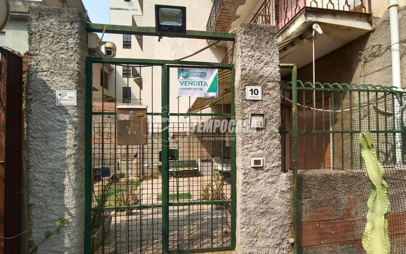 Quadrilocale via Giuseppe Mazzini 10, Centro, Spadafora — foto 6 di 17