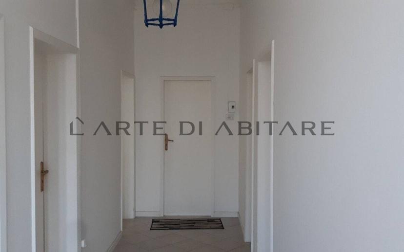 Appartamento buono stato, piano rialzato, Lagomaggio, Rimini