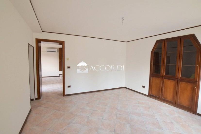 Villa a schiera 4 locali, buono stato, Giavera del Montello — foto 26 di 26