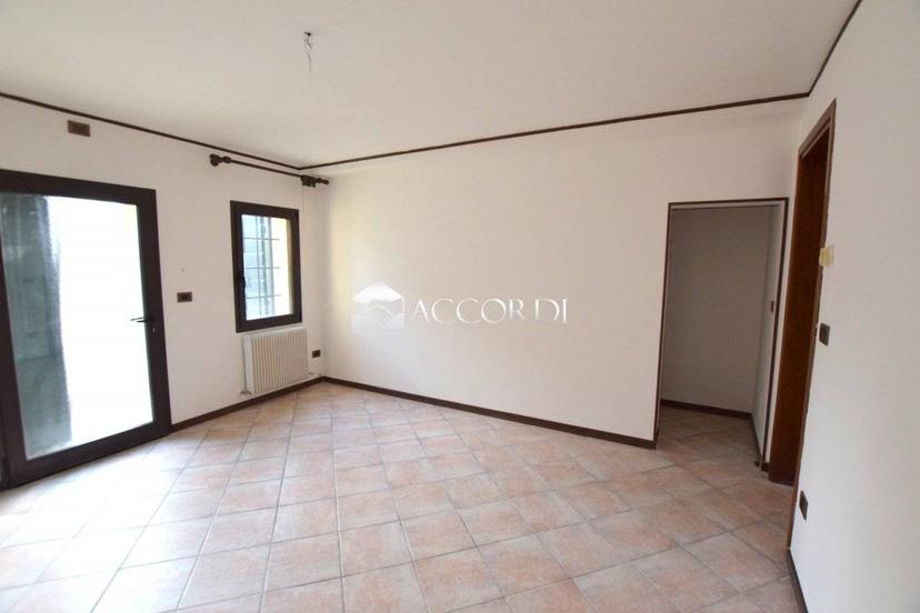 Villa a schiera 4 locali, buono stato, Giavera del Montello — foto 15 di 26