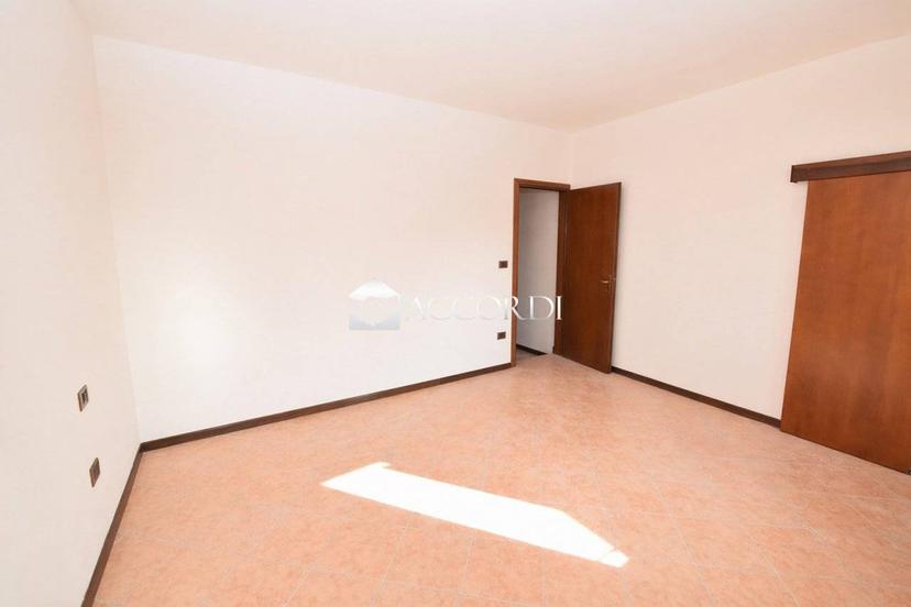 Villa a schiera 4 locali, buono stato, Giavera del Montello — foto 11 di 26