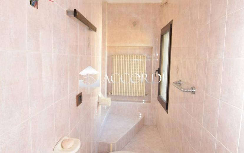 Villa a schiera 4 locali, buono stato, Giavera del Montello — foto 5 di 26