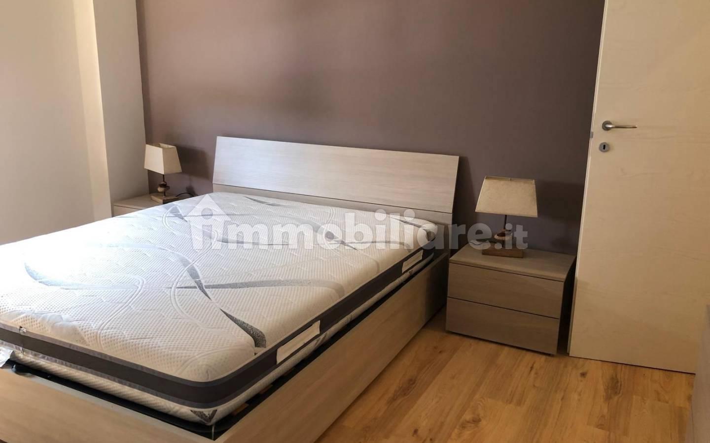 Bilocale viale dei Mille 48, Centro, Mede