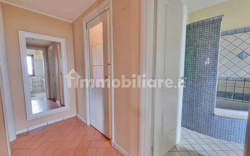 Quadrilocale Contrada Archi 2f, Picarelli, Rione Ferrovia, Archi, Avellino — foto 30 di 46