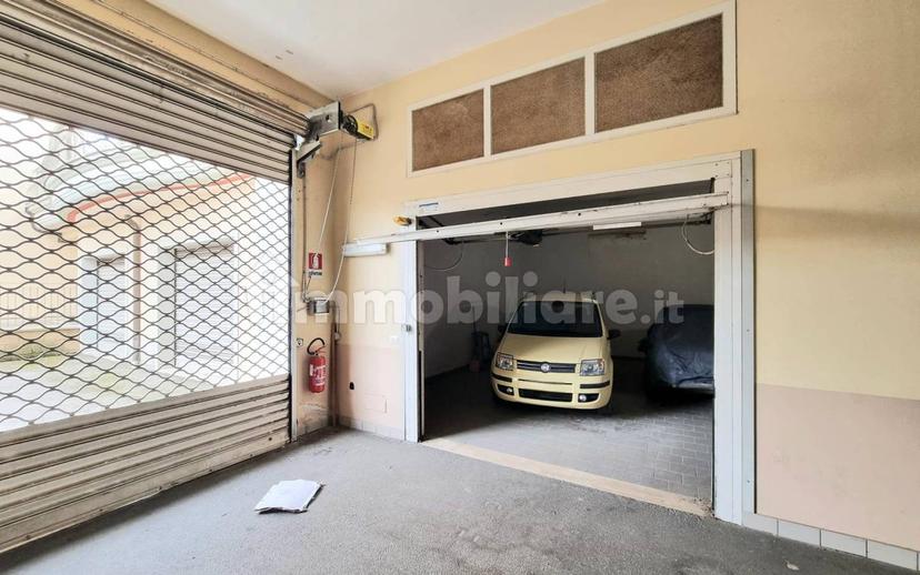 Quadrilocale Contrada Archi 2f, Picarelli, Rione Ferrovia, Archi, Avellino — foto 31 di 46