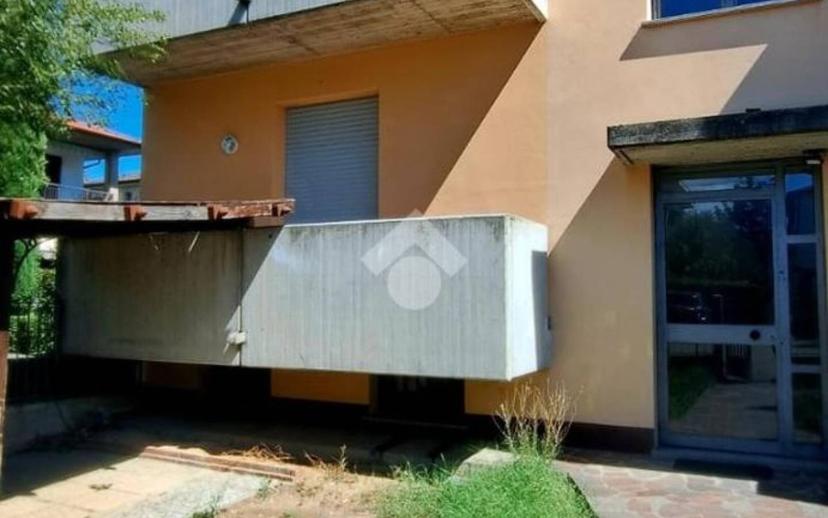Trilocale via Raffaello 40, Centro, Medesano — foto 8 di 22