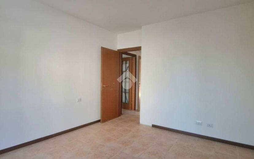 Trilocale via Raffaello 40, Centro, Medesano — foto 11 di 22
