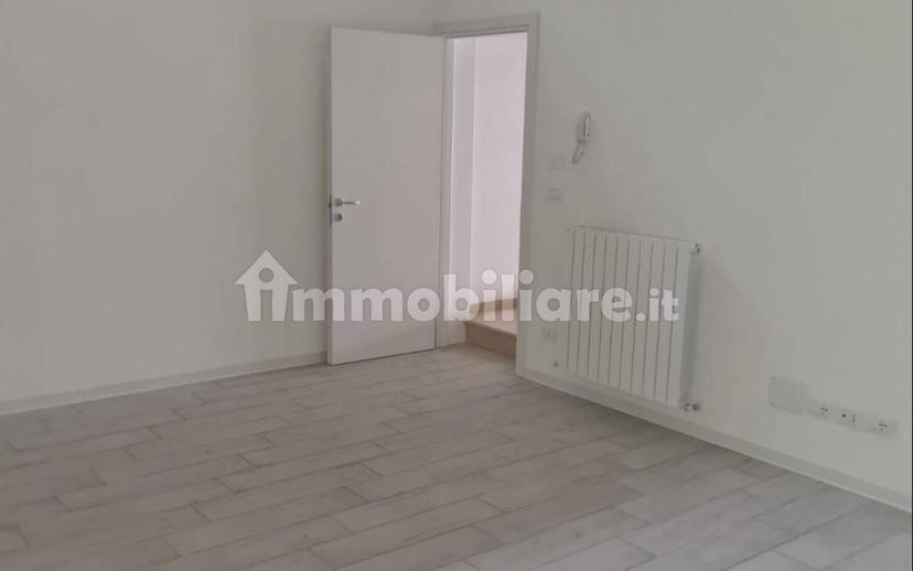 Trilocale via Circonvallazione Sud 1, Centro, Controguerra